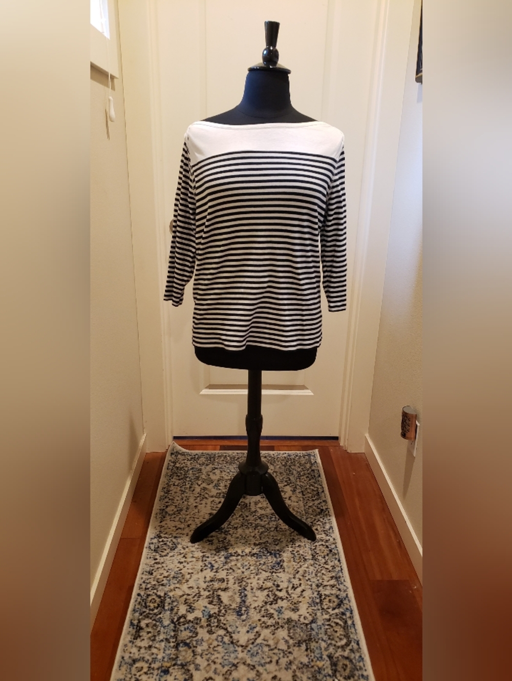 Jones New York Striped Black and White Long-Sleeve Boatneck Top